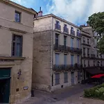 Le Platane De La Canourgue *